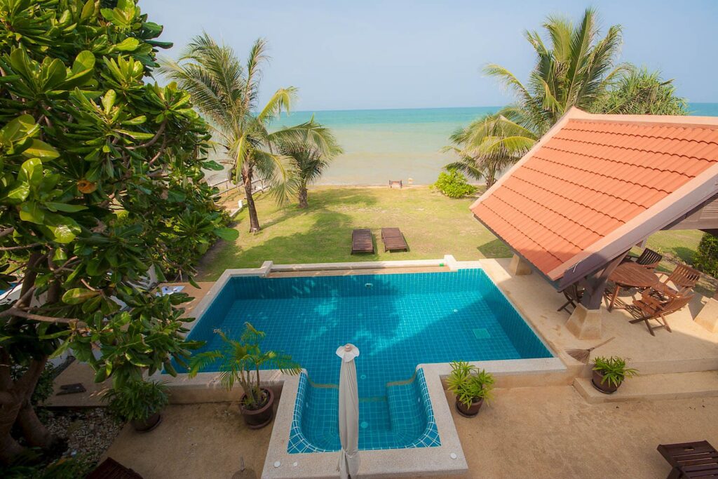 Rent E5 Villa Malee Beach